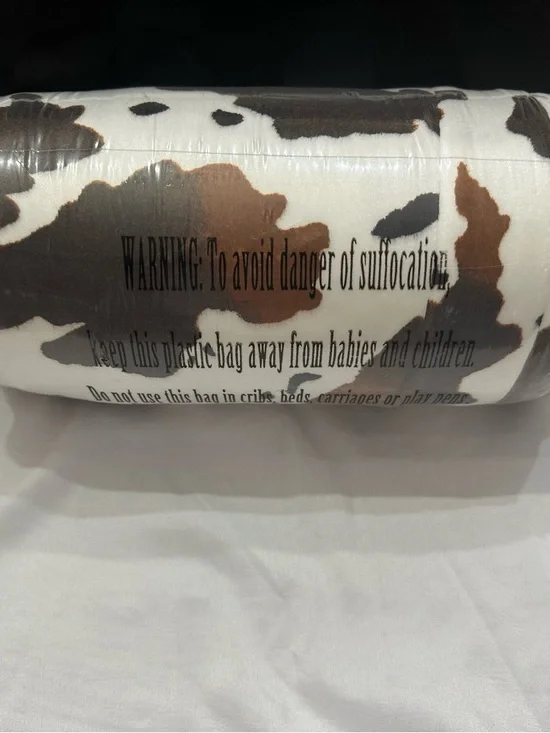 Cow Print Camping Blanket 60x80 Dad Gift Western Farmhouse Plush Throw NWT - Picture 2 of 3